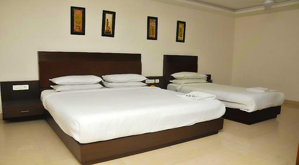 Hotel Central Park Ongole Esterno foto