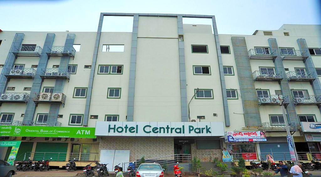 Hotel Central Park Ongole Esterno foto