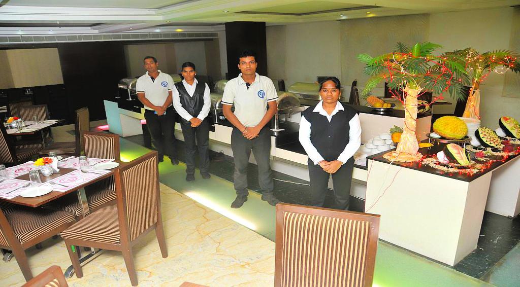 Hotel Central Park Ongole Esterno foto